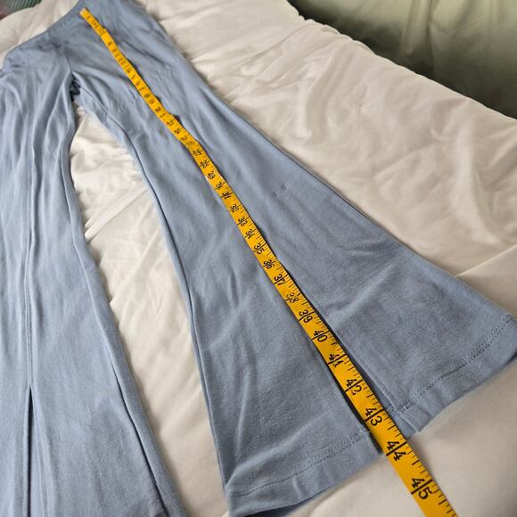 Meijer NWT split hem flare bottom stretch leggings pants medium light blue - Picture 7 of 9